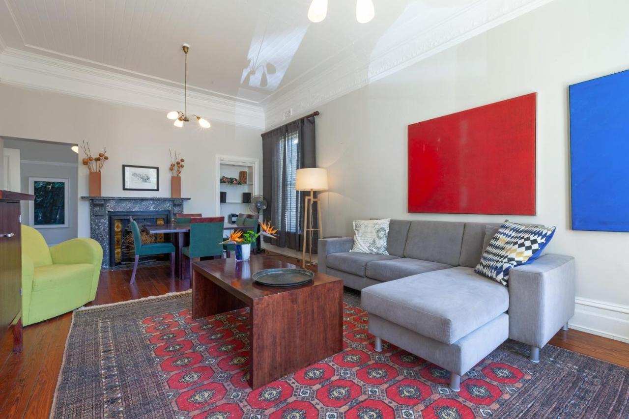 Barry Hall Apartments Apartment
