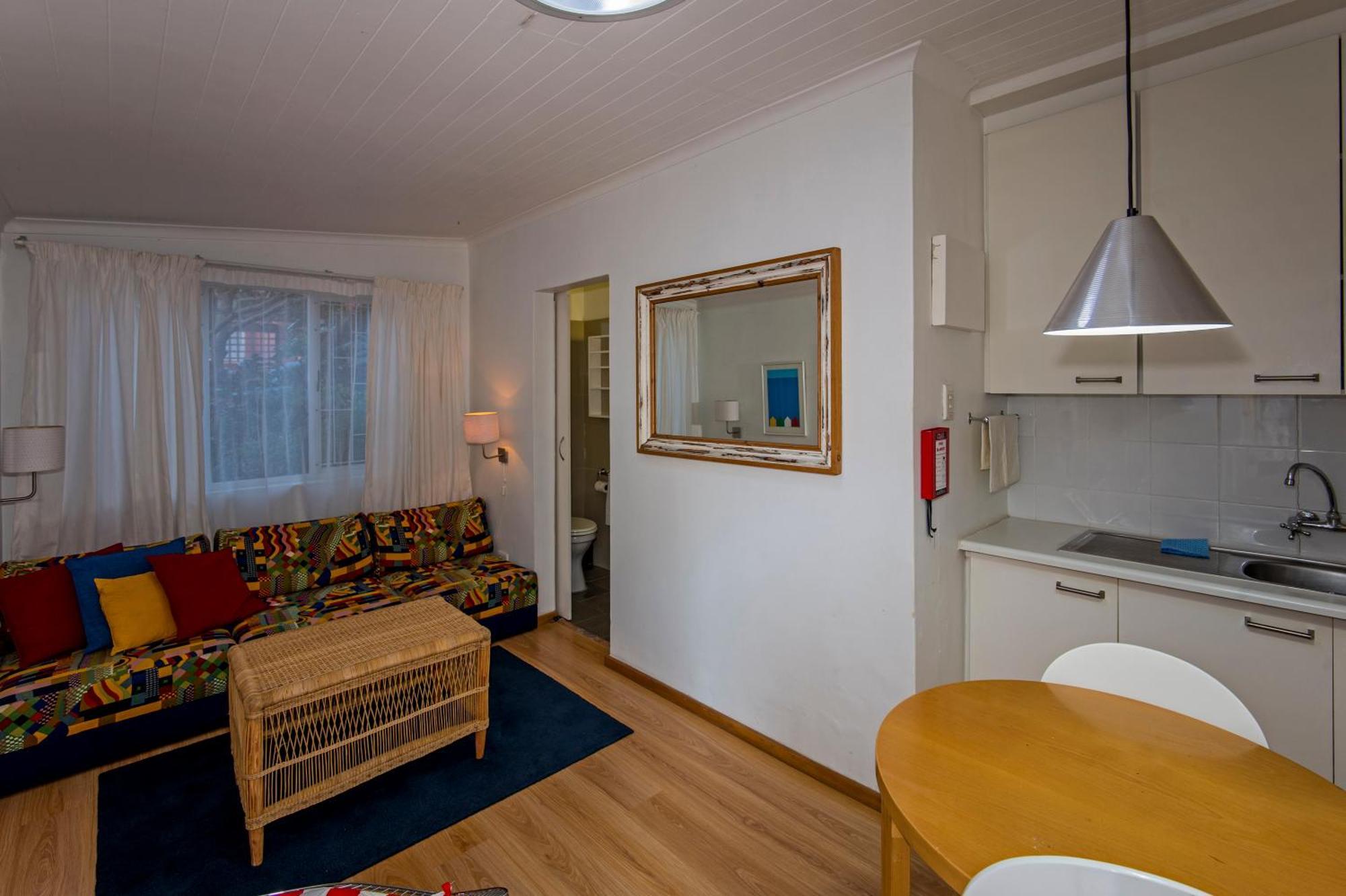 Barry Hall Apartments *