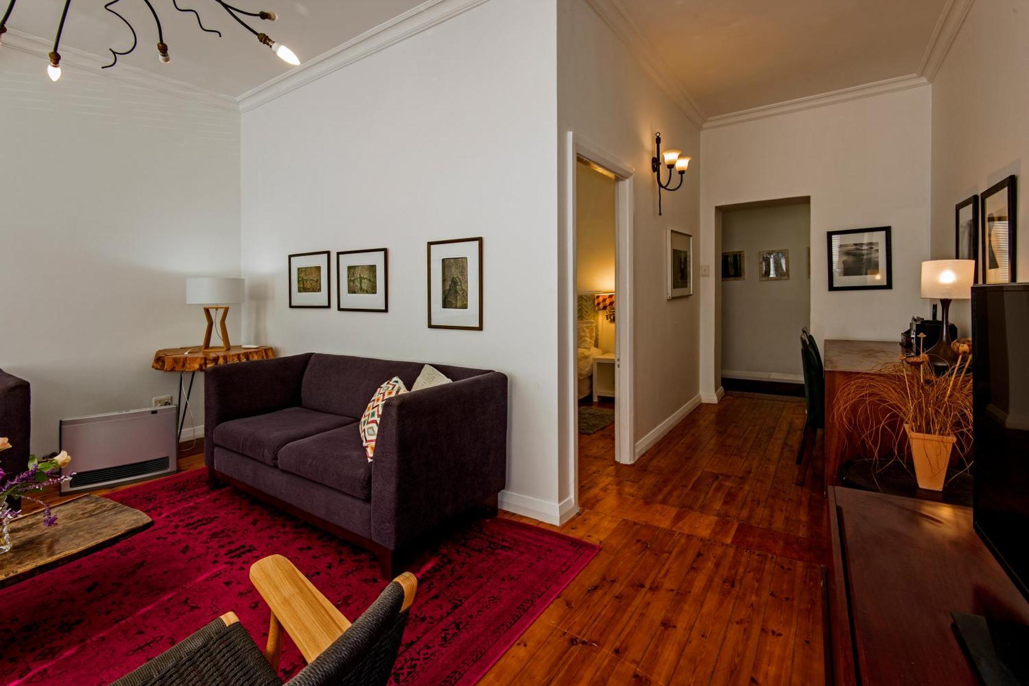 Apartment Barry Hall Apartments *