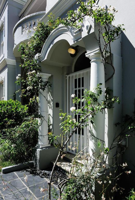 Barry Hall Apartments * Cape Town